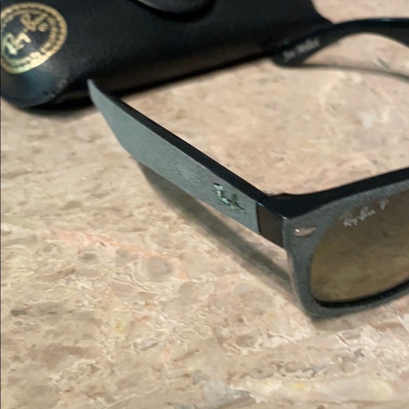 Ray-Ban polarized men’s sunglasses